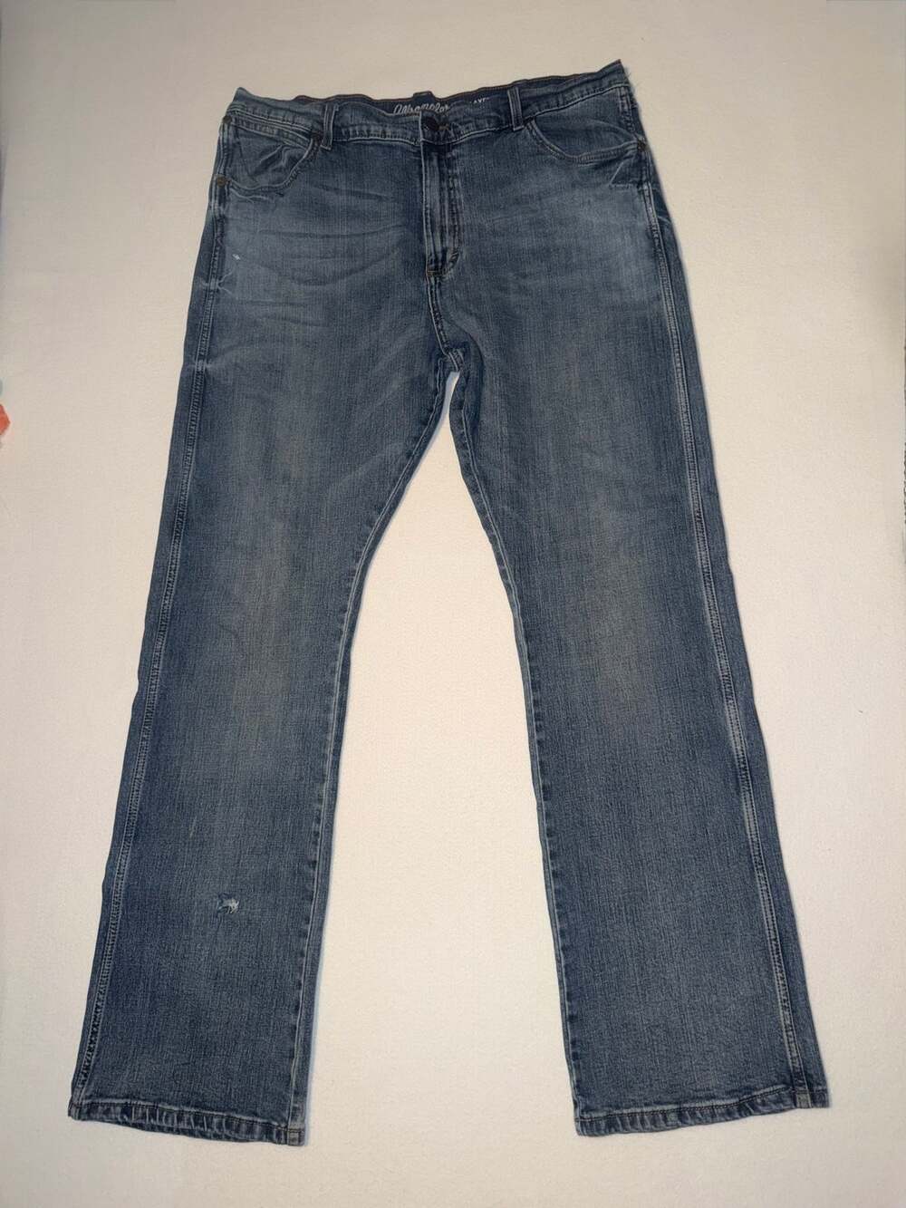 Wrangler retro men’s bootcut blue jeans